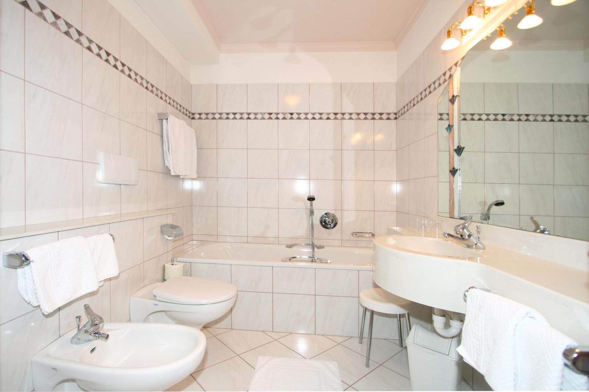 Apartmenthotel Ritterhof Suites & Breakfast 첸나 외부 사진